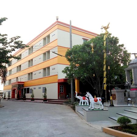 Central Park Hotel Singburi Dış mekan fotoğraf
