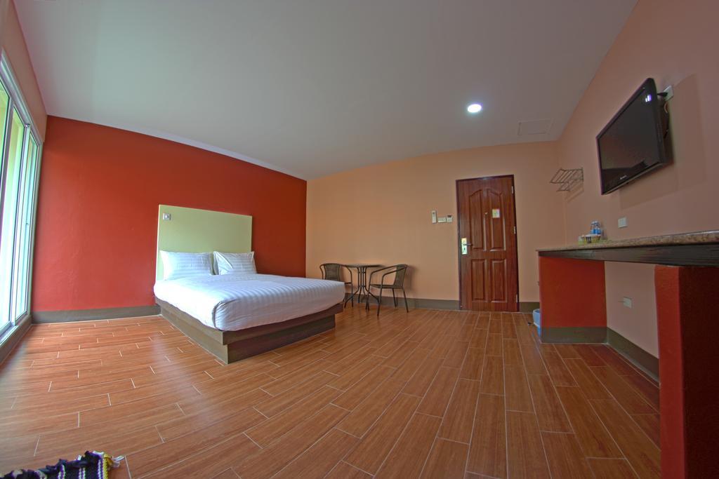 Central Park Hotel Singburi Dış mekan fotoğraf