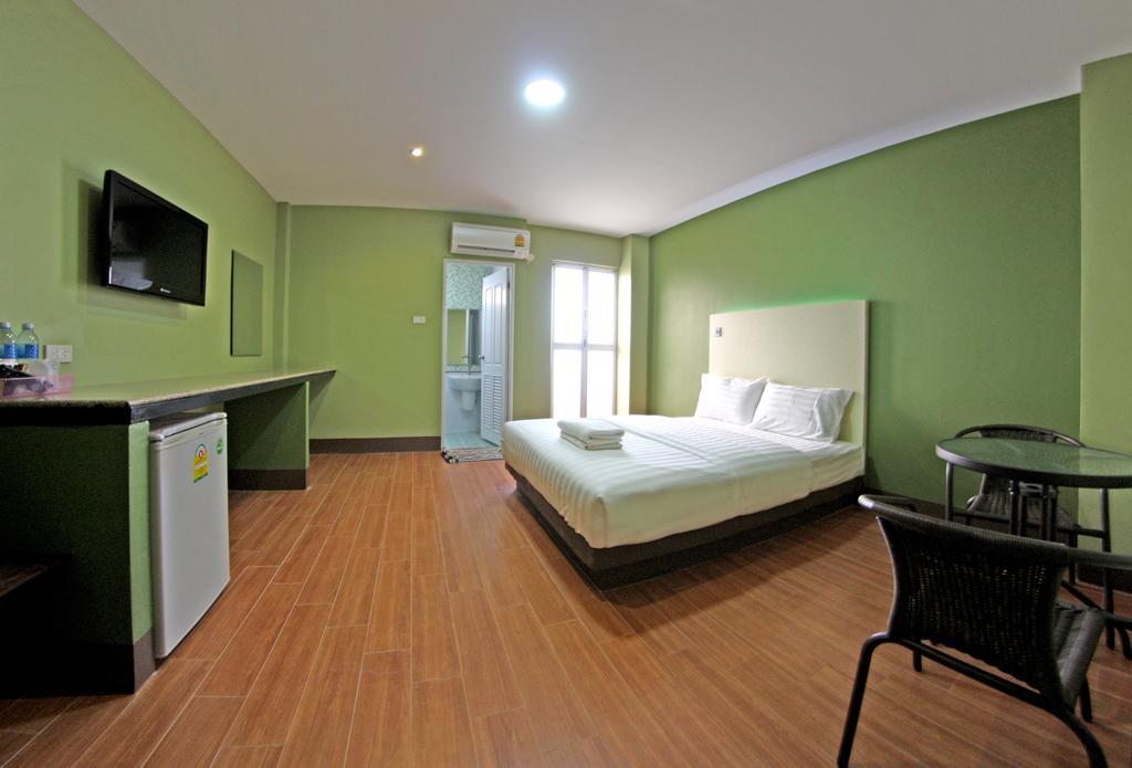 Central Park Hotel Singburi Dış mekan fotoğraf