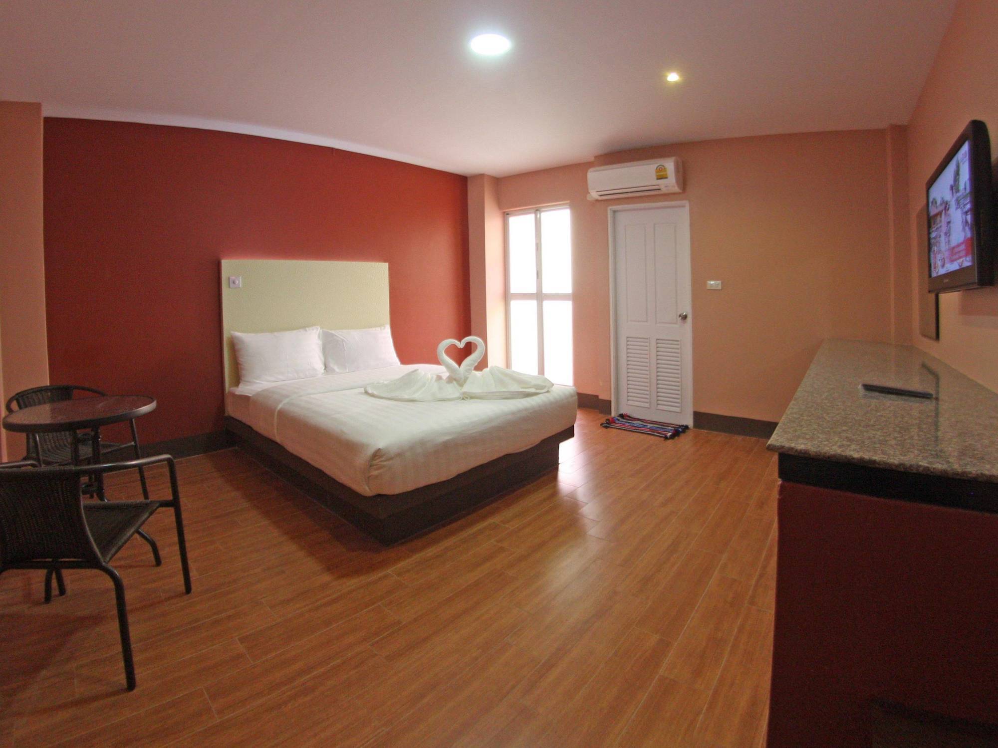 Central Park Hotel Singburi Dış mekan fotoğraf