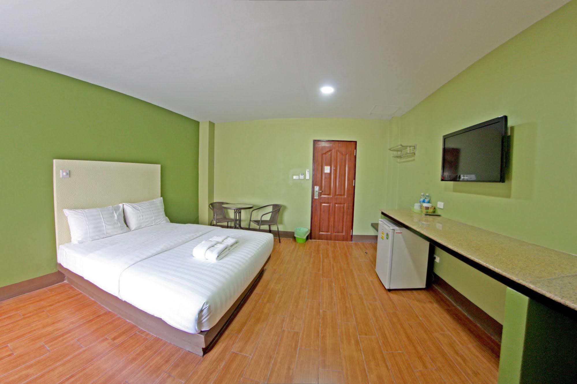 Central Park Hotel Singburi Dış mekan fotoğraf